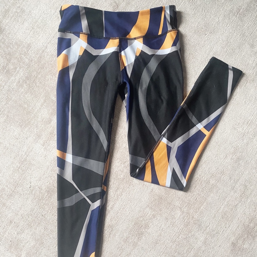 Fabletics Women’s Geometric Leggings